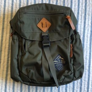 United by Blue 9L Sidekick Olive
